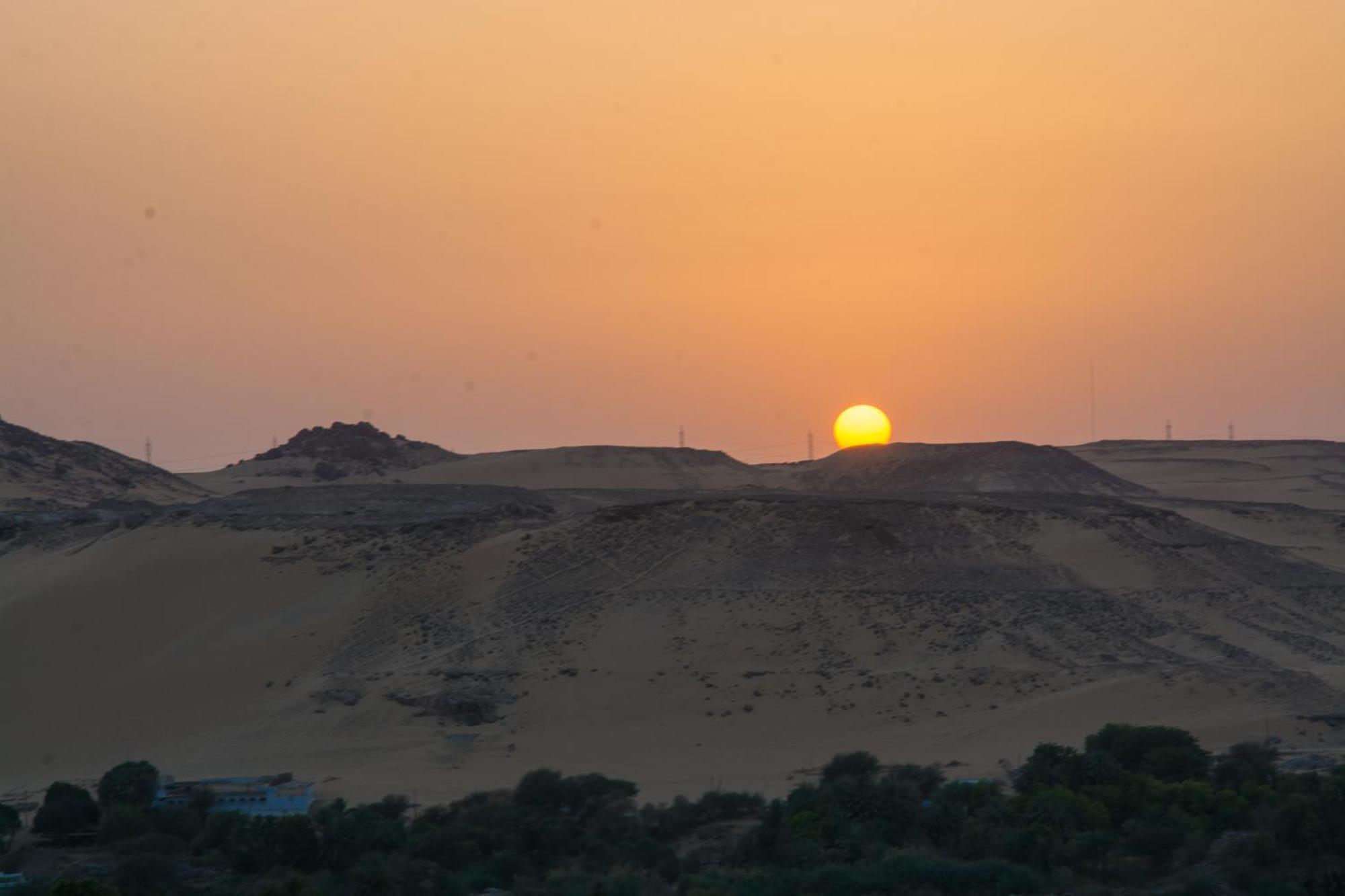 Aswan Nile Palace Kültér fotó