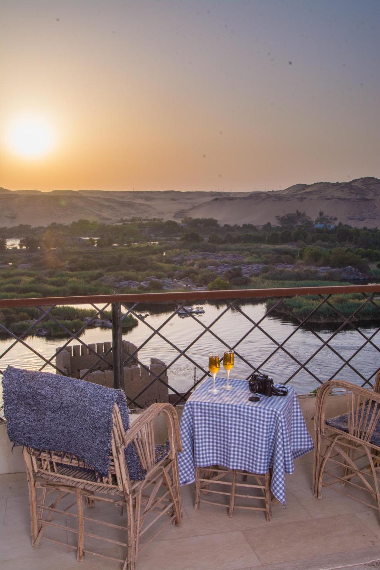 Aswan Nile Palace Kültér fotó